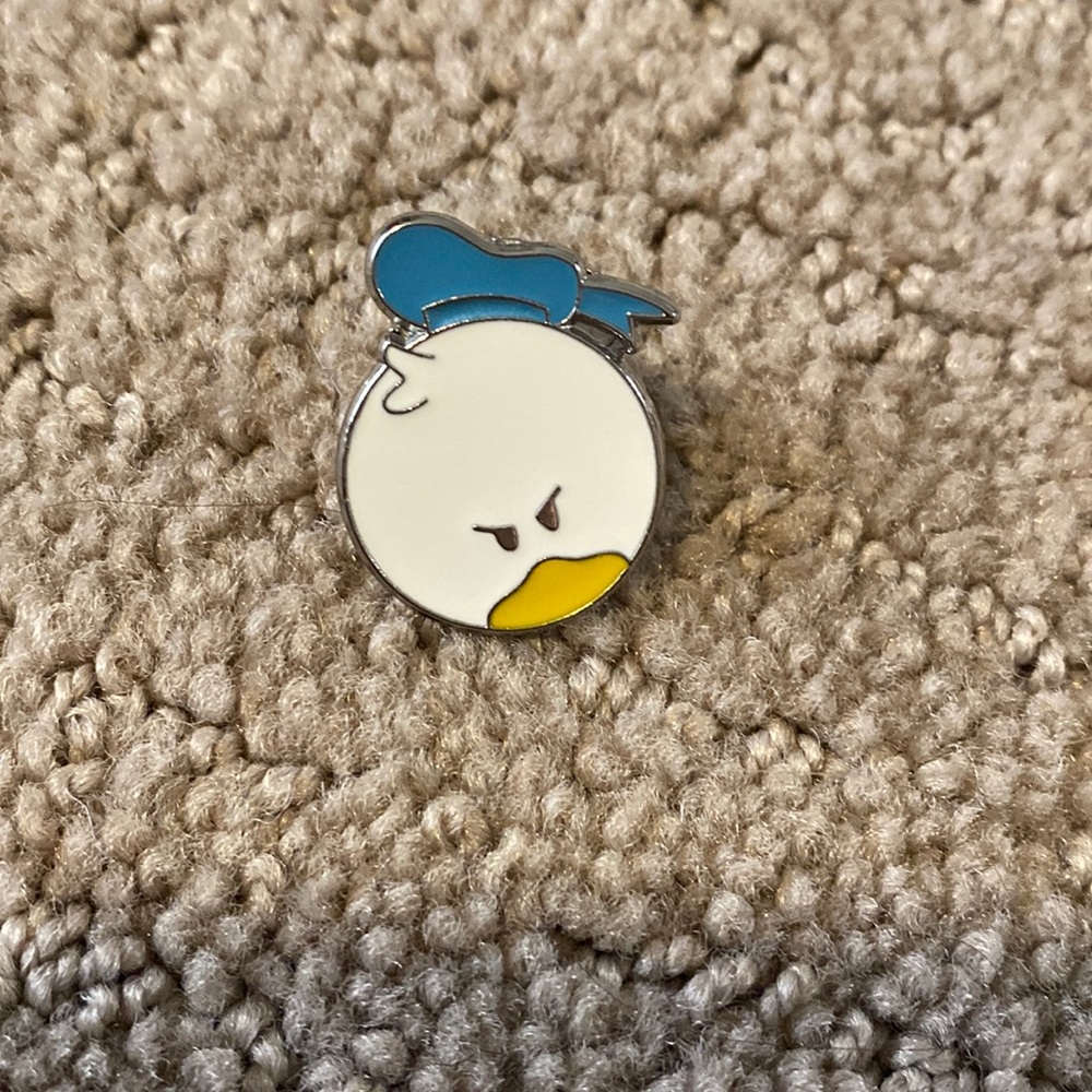 Disney pin